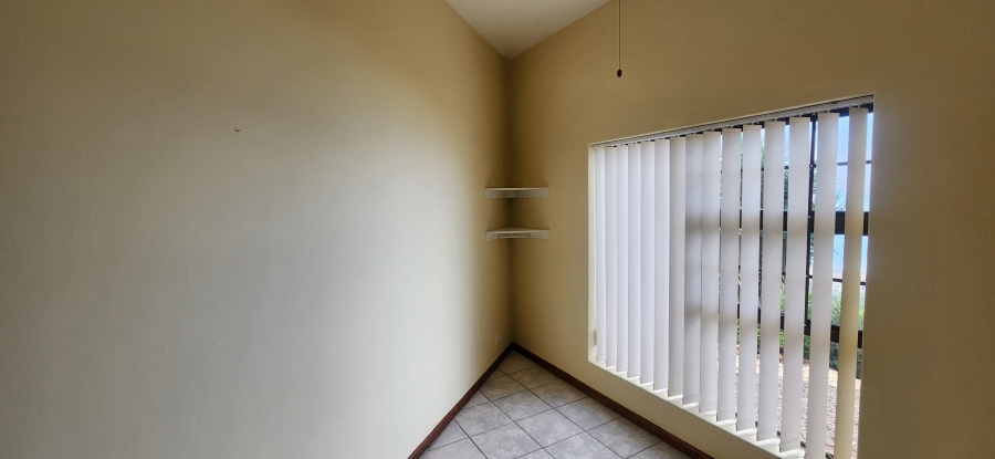 5 Bedroom Property for Sale in Dana Bay Western Cape